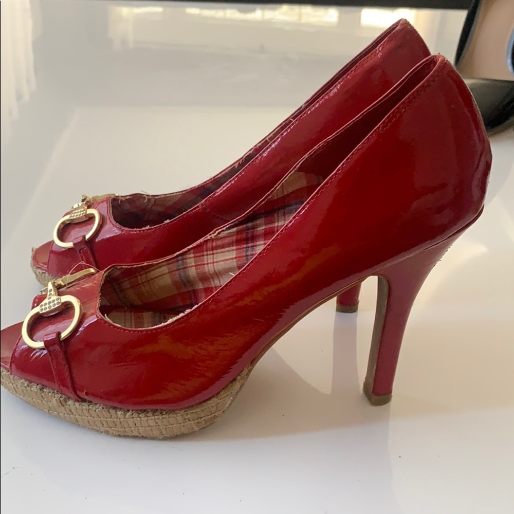 Shoes - Picture 4 of 4